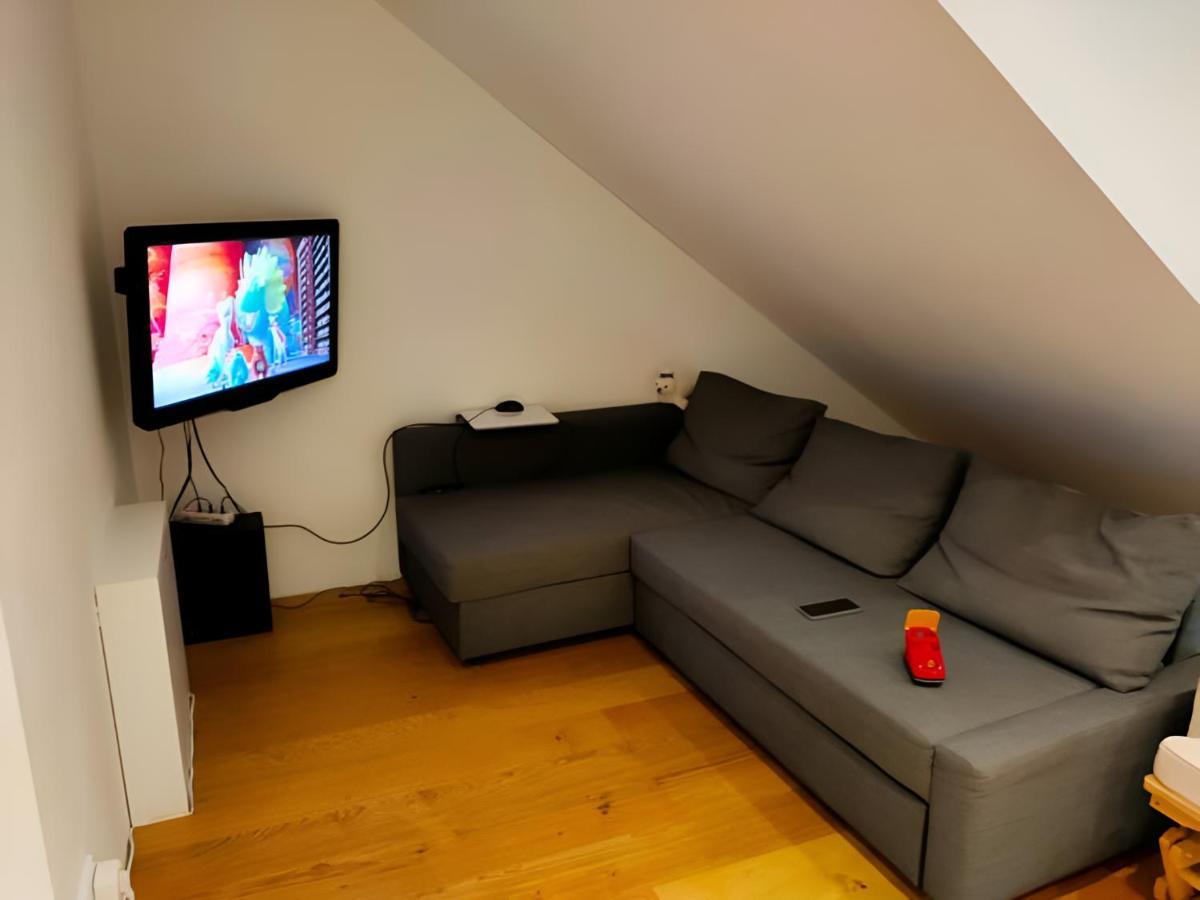 Zimmer 31Qm Inkl. Duschbad Хамбург Екстериор снимка